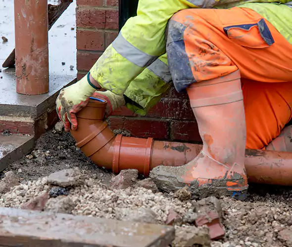 Professional Plumber for Sewer Cleaning in Ives Estates, FL: Schedule Reliable Service Today